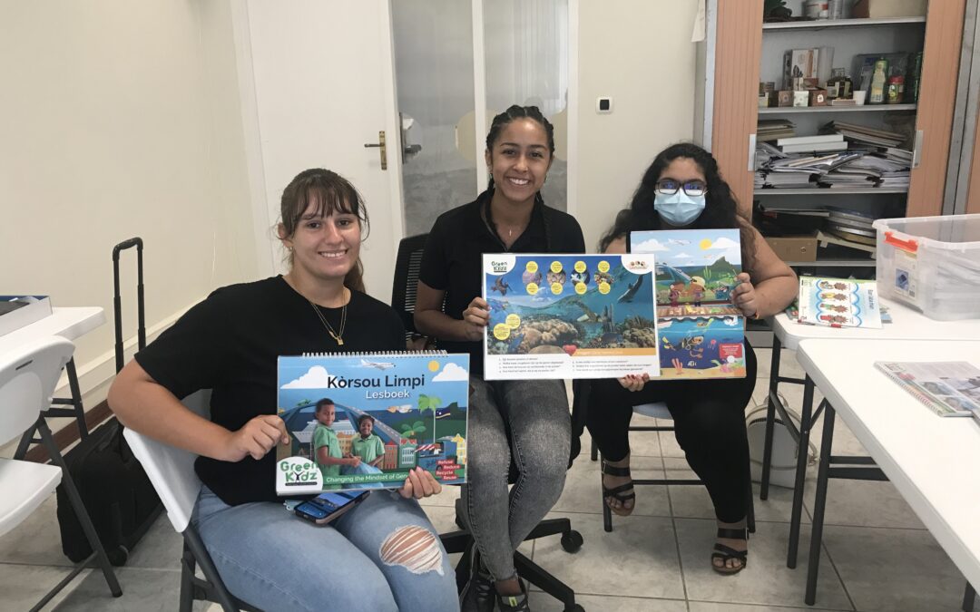 UoC students visit GreenKidz